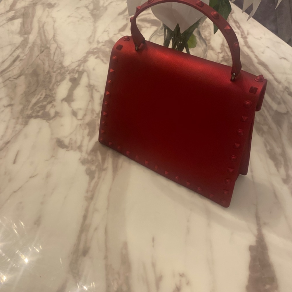 Red Purse - Picture 2 of 6